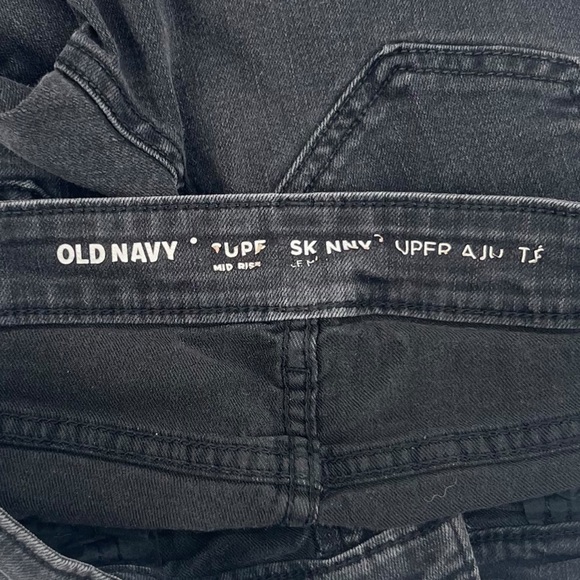 Old Navy Black Super Skinny Mid Rise Wow Jeans Size 2 Women's - Picture 2 of 6